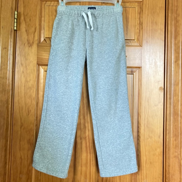 Boy’s size 7-8 Children’s Place Heather Gray sweatpants with elastic waistband - Picture 1 of 9